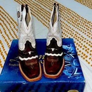 Great boot my son worn twice